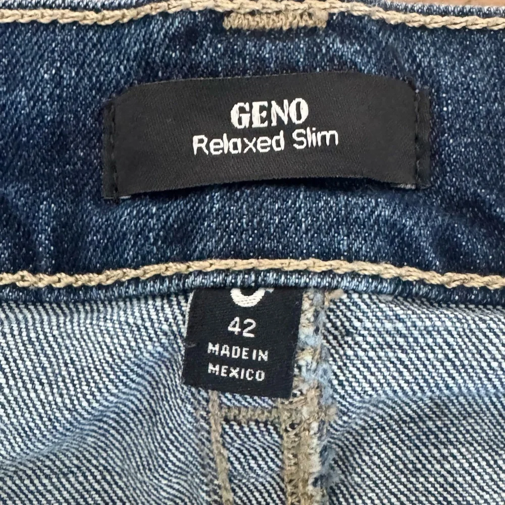 True Religion Men's Geno Relaxed Slim Denim Shorts Style 106115 42 Y2K 2000’s